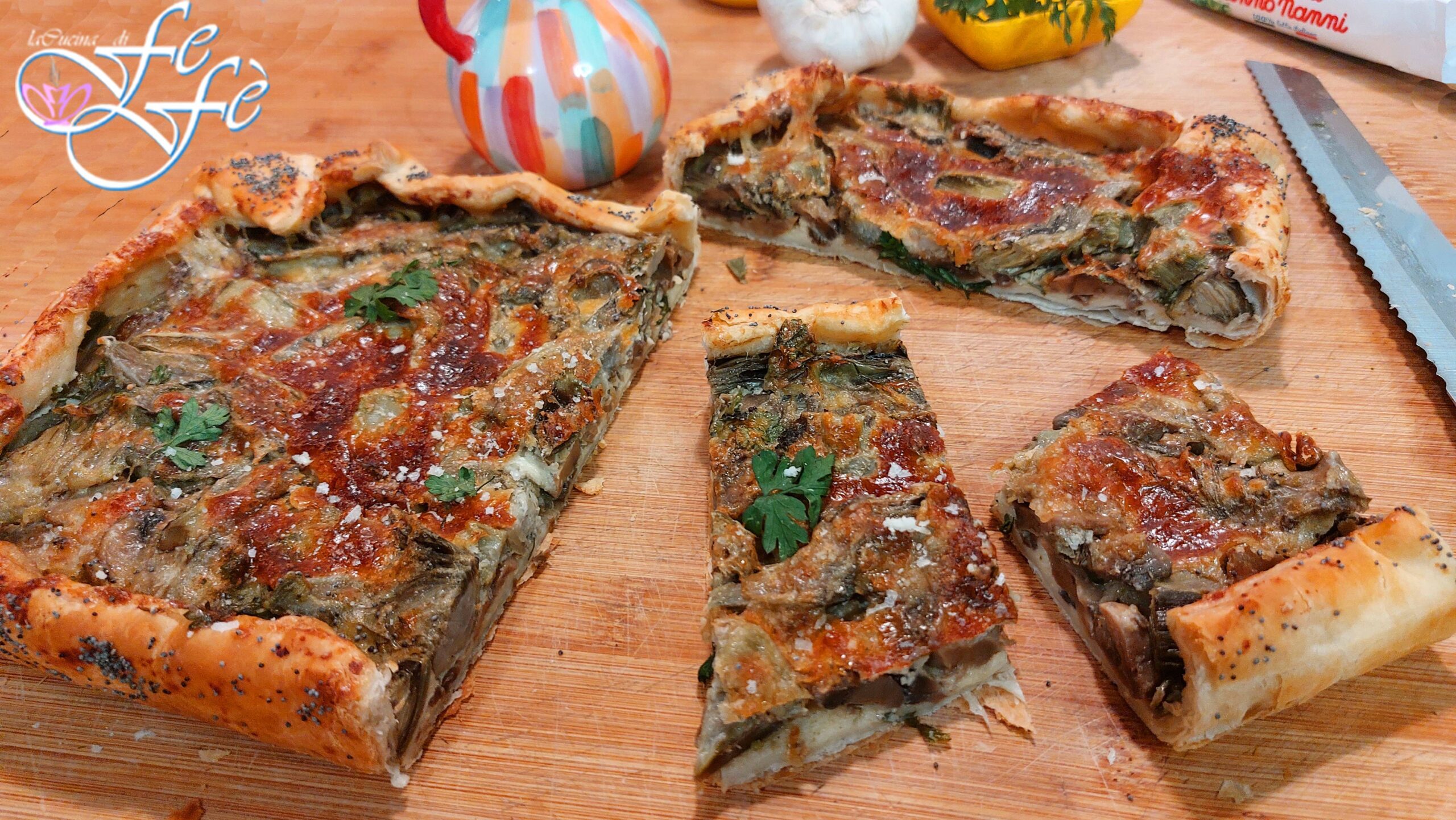 FOLHADO SALGADO COM ALCACHOFRA, COGUMELOS E CREME DE STRACCHINO