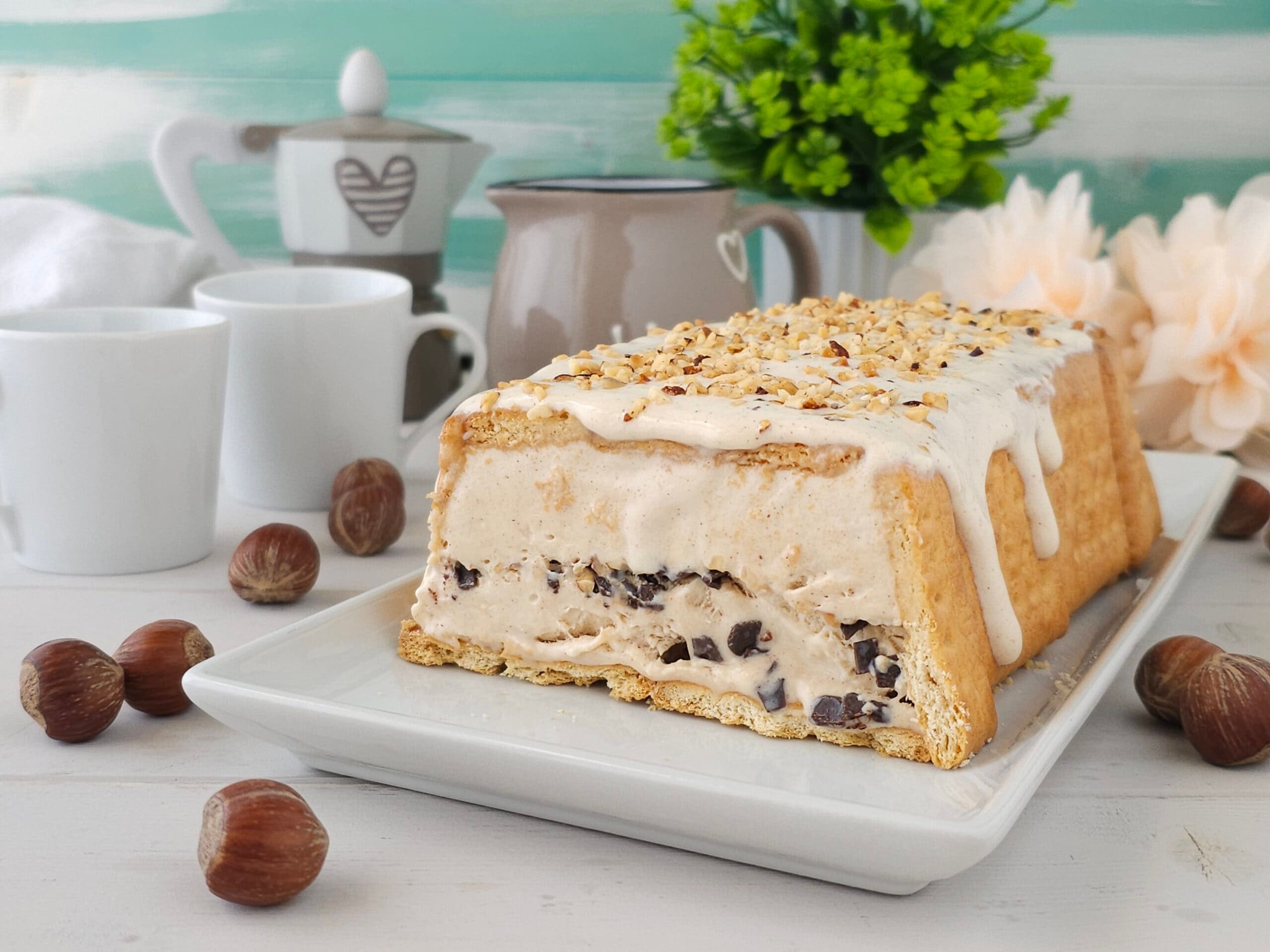 Torta de biscoito de sorvete de avelã