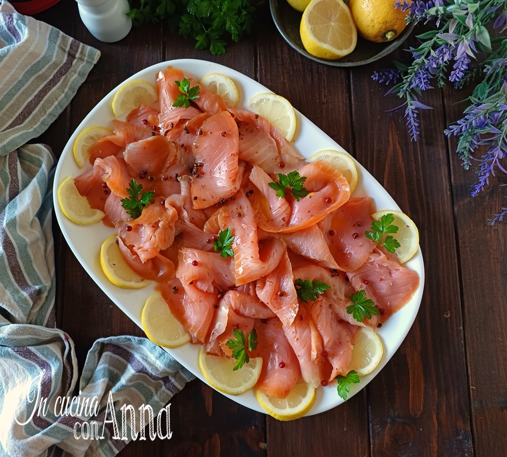 Carpaccio de salmão