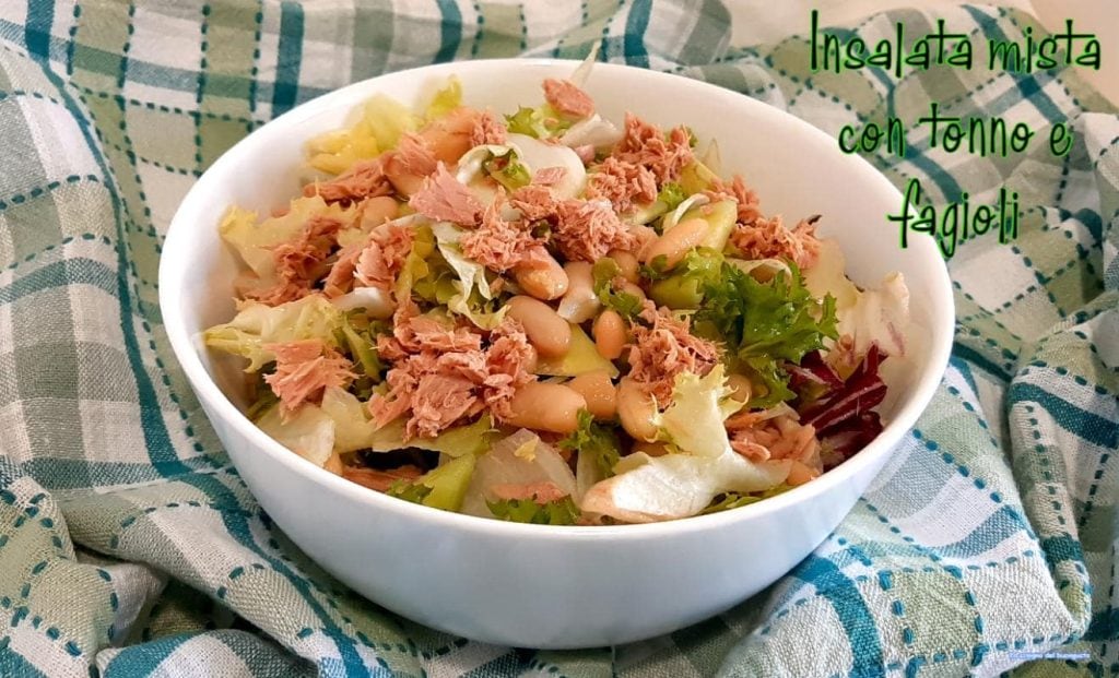 Salada mista com atum e feijão