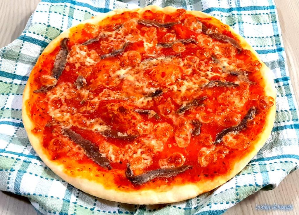 Pizza com anchovas