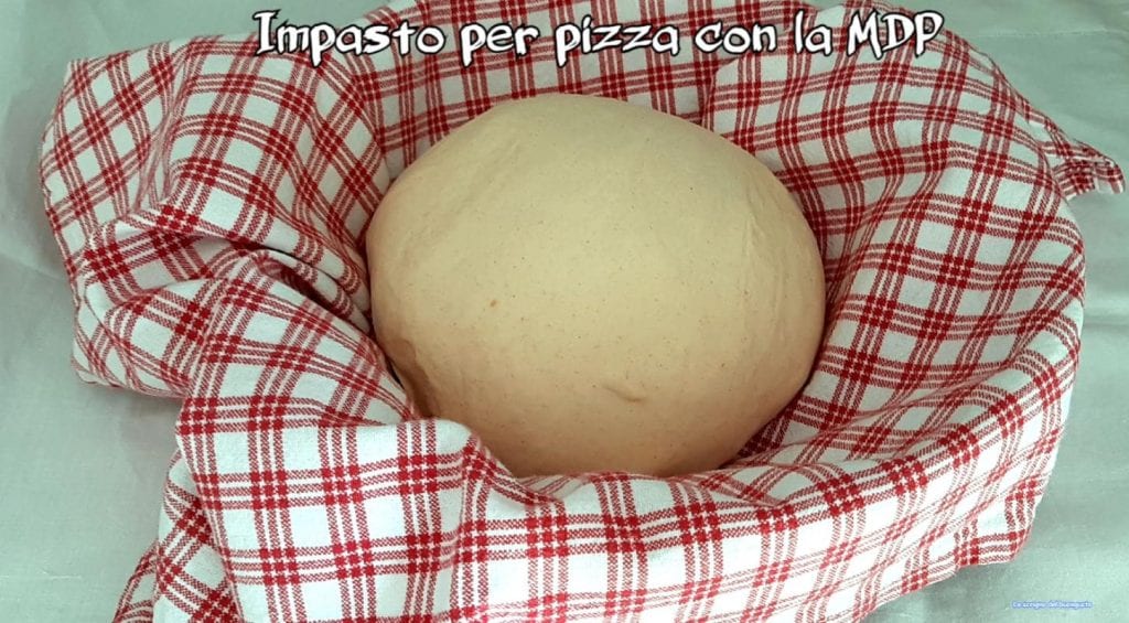 Massa para pizza com a MDP