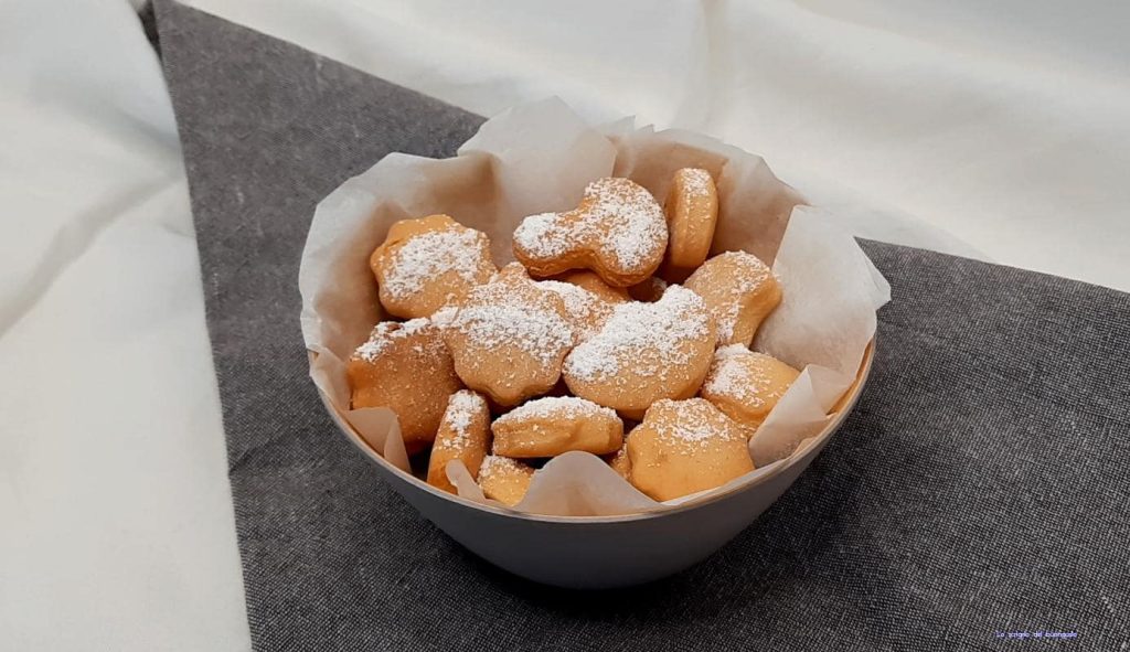 Biscoitos de massa podre