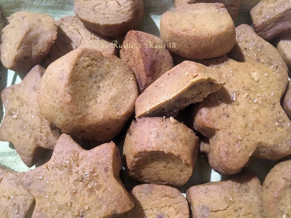 Biscoitos de Natal com caramelo. Receita fácil e rápida