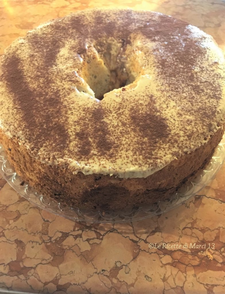 Bolo de Café com Cobertura Incrível