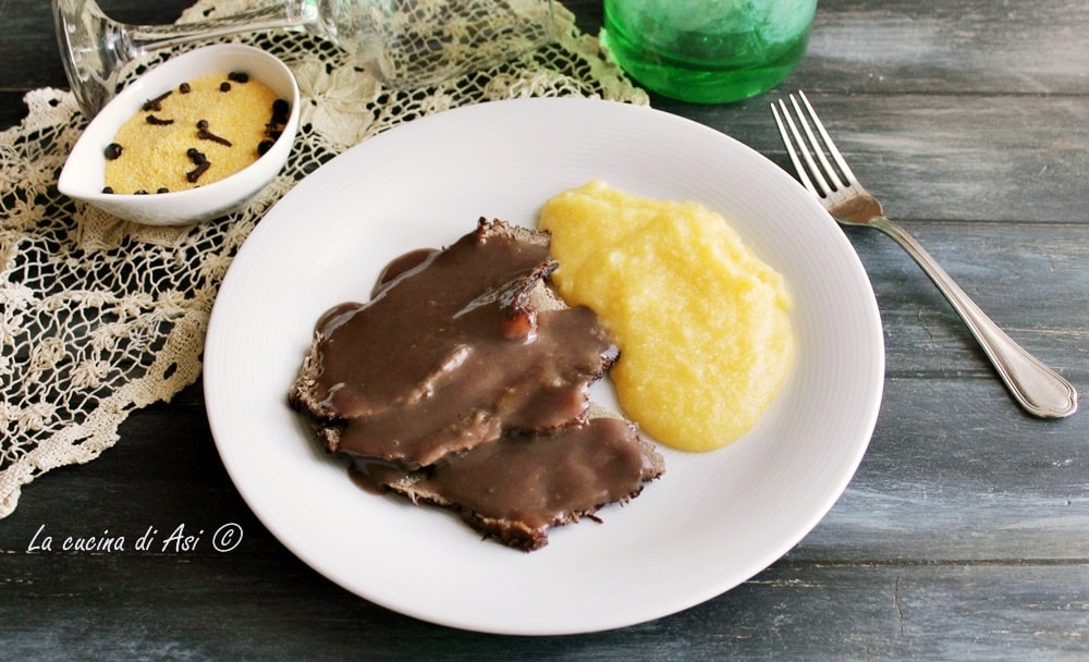 carne assada ao vinho tinto