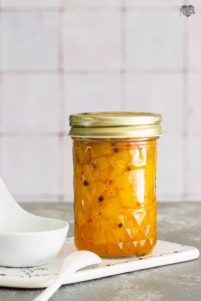 Chutney de peras com açafrão