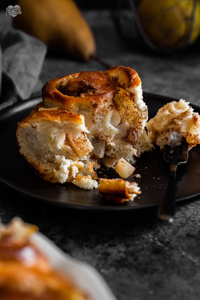 Cinnamon rolls com peras