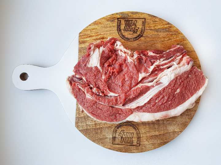 carne pronta para ser cortada