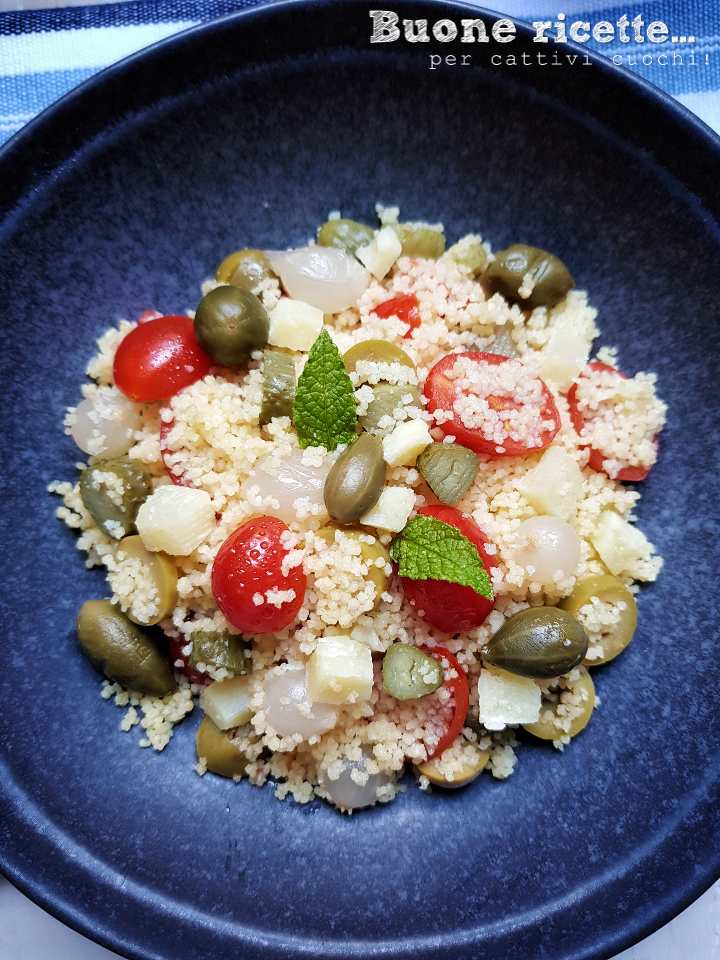 cous cous rápido com verduras e pecorino