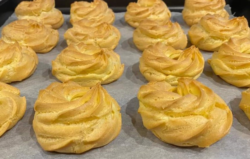 Zeppole de S. Giuseppe fritas e assadas