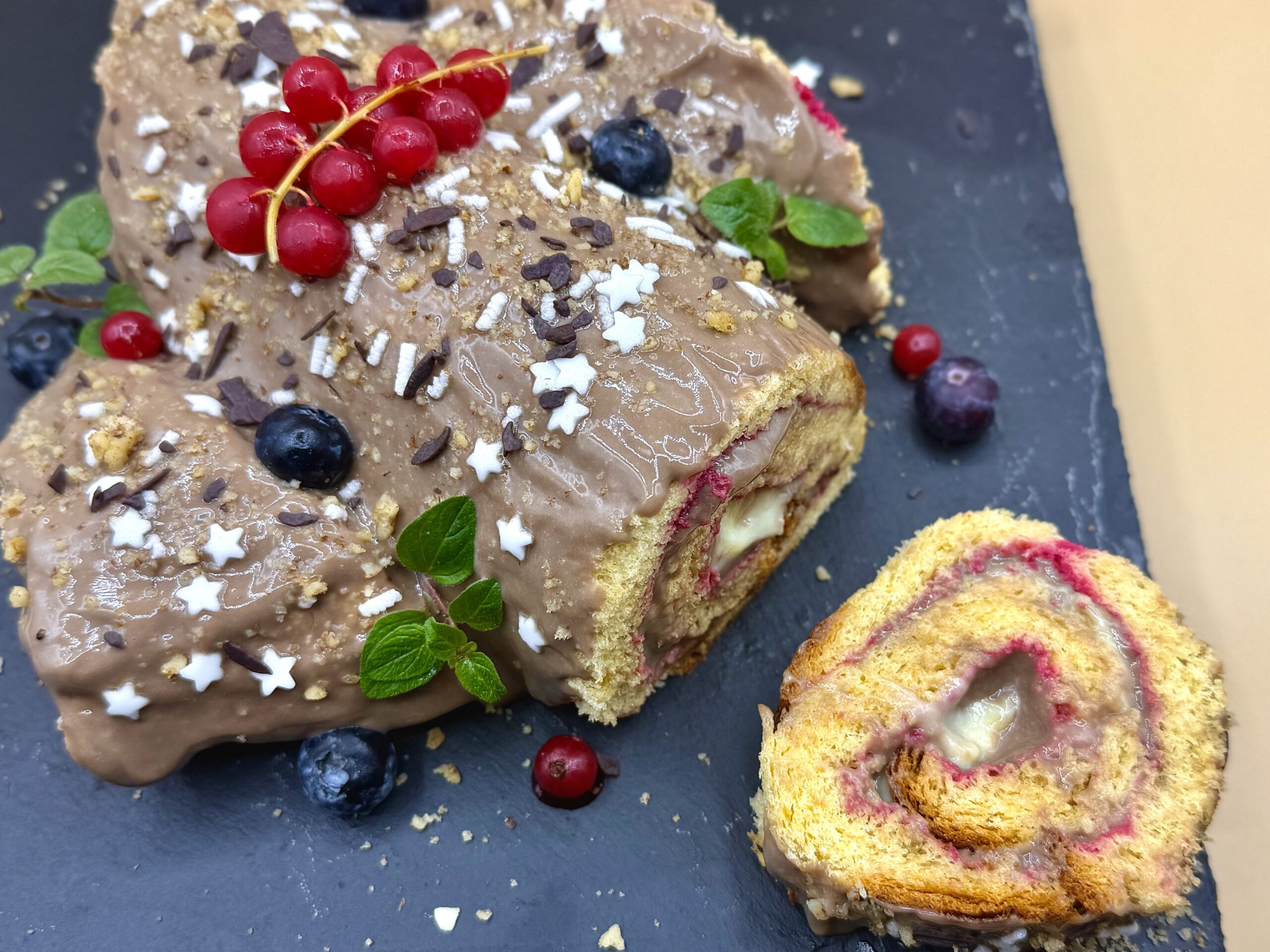 Tronco de Pandoro Zuppa Inglese – Receita Fácil e Sem Cozimento