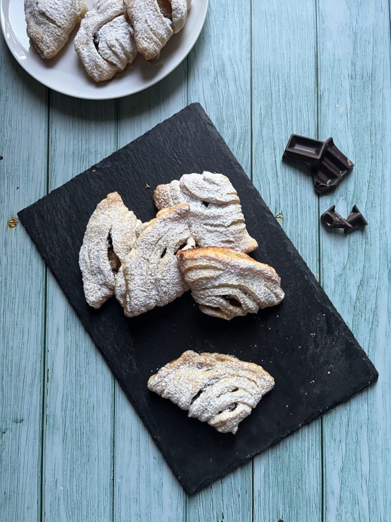 folhados de pera e chocolate facílima