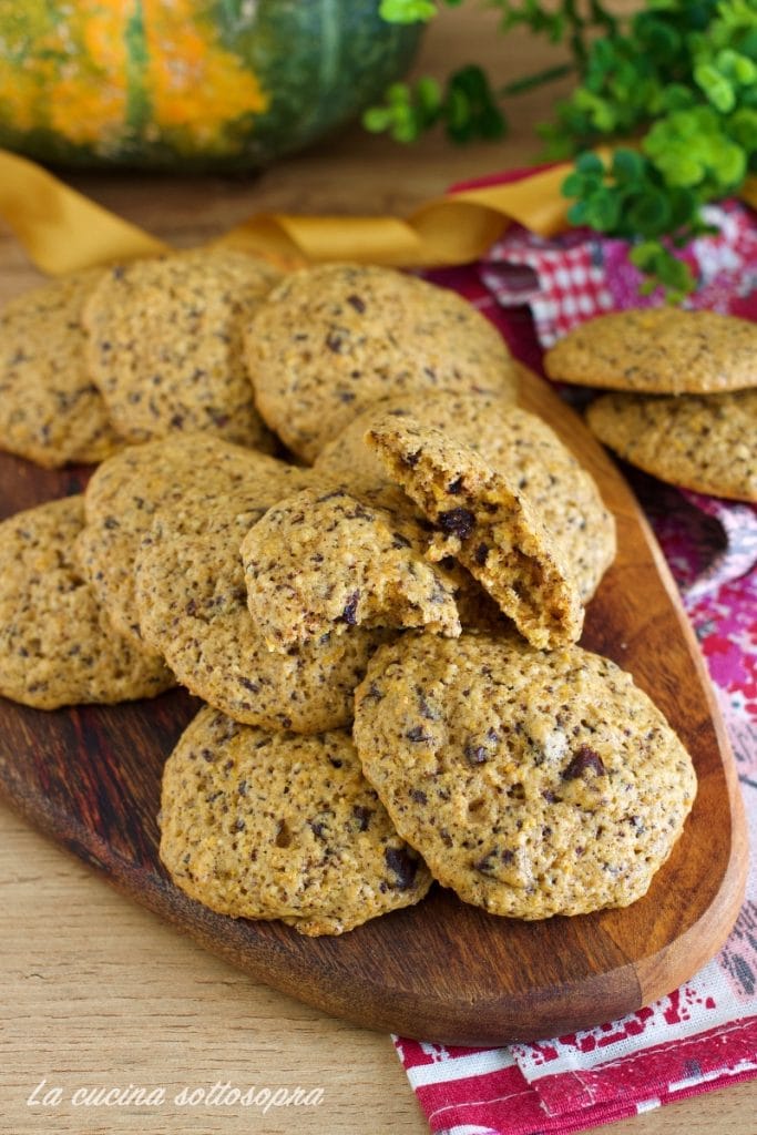 biscoitos de abóbora e chocolate