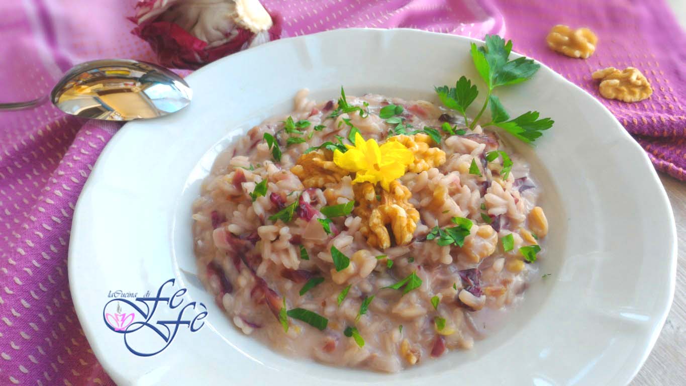 RISOTO CREMOSO COM RADICCHIO, NOZES E ROBIOLA