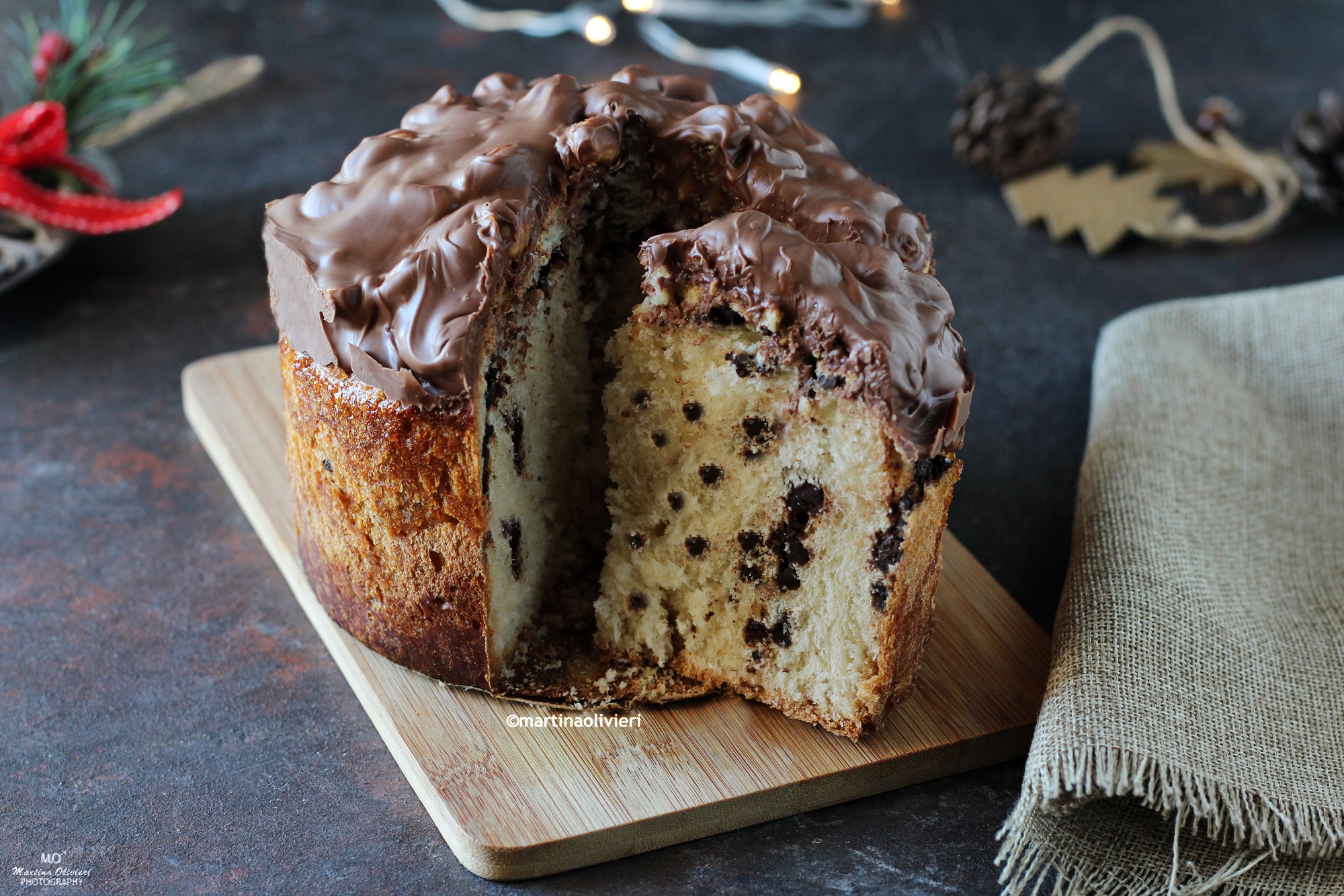 Panetone rápido de chocolate e amendoim – Sem lactose