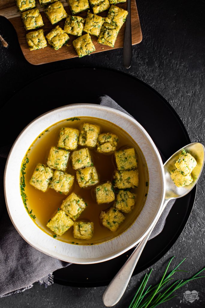 Massa real com ervas