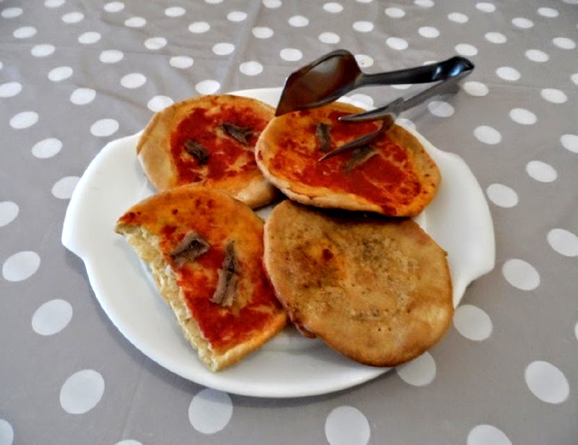 PIZZINHAS SEM FERMENTO