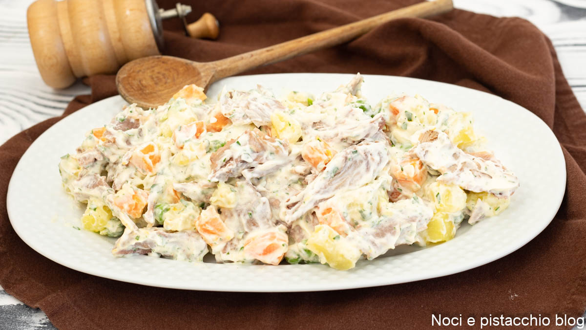 Salada cremosa de peru sem maionese