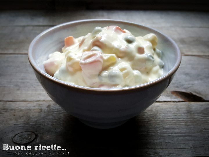 Receita clássica de salada russa