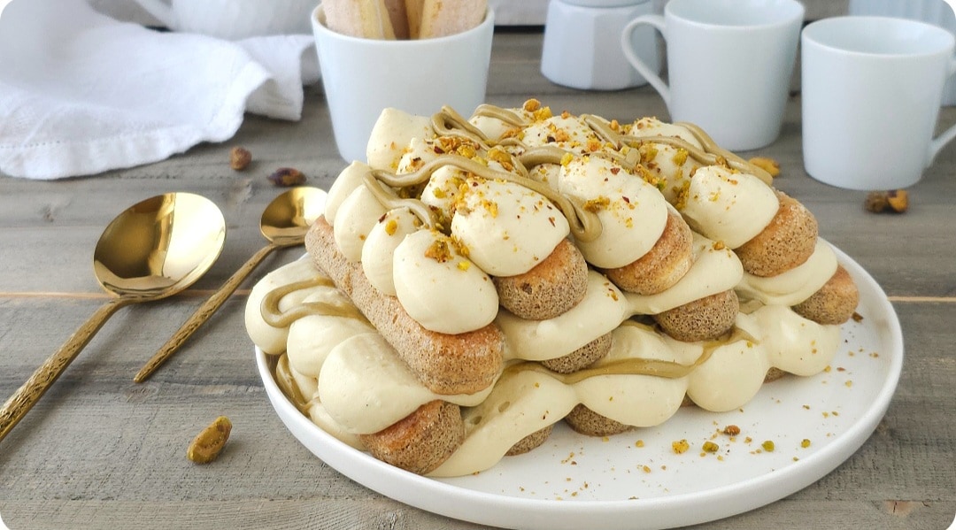 Tiramisù individual de pistache