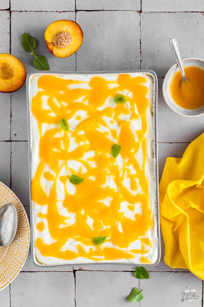 Tiramisù de pêssegos com madeleines sem lactose