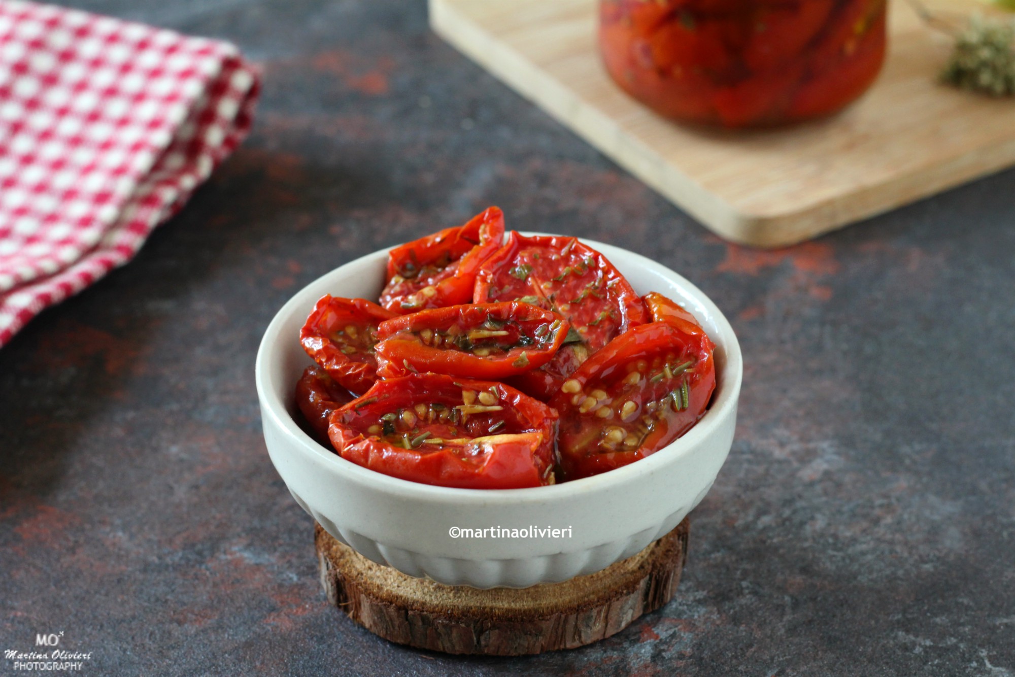 Tomatinhos confit em azeite