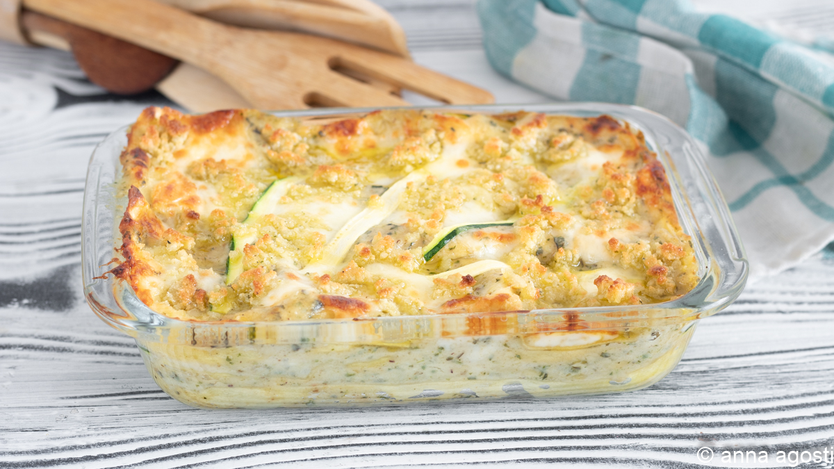 Torta de abobrinha com pesto de amêndoas