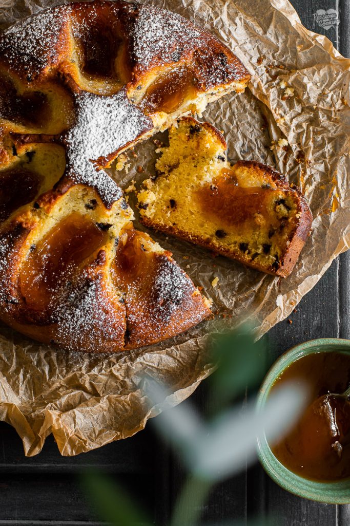 Torta de ricota com geleia de damasco