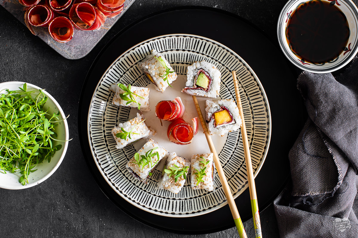 Uramaki com Speck Alto Adige IGP