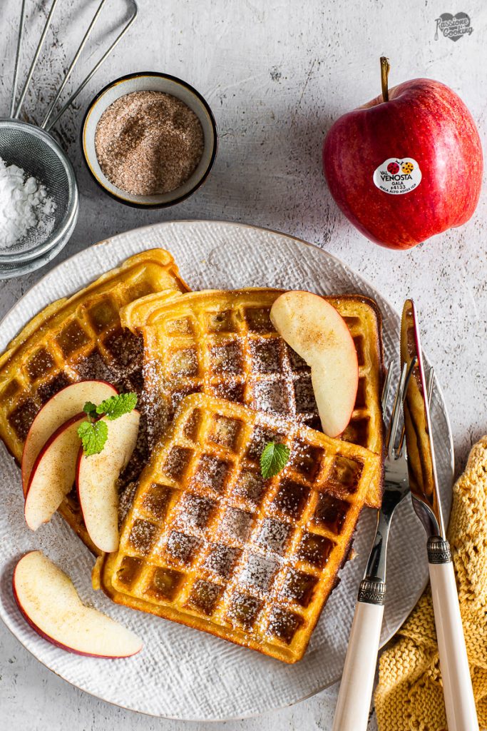 Waffle com maçãs Gala Val Venosta