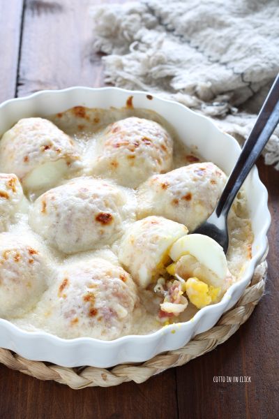 adicionar o molho bechamel e voltar ao forno para gratinar