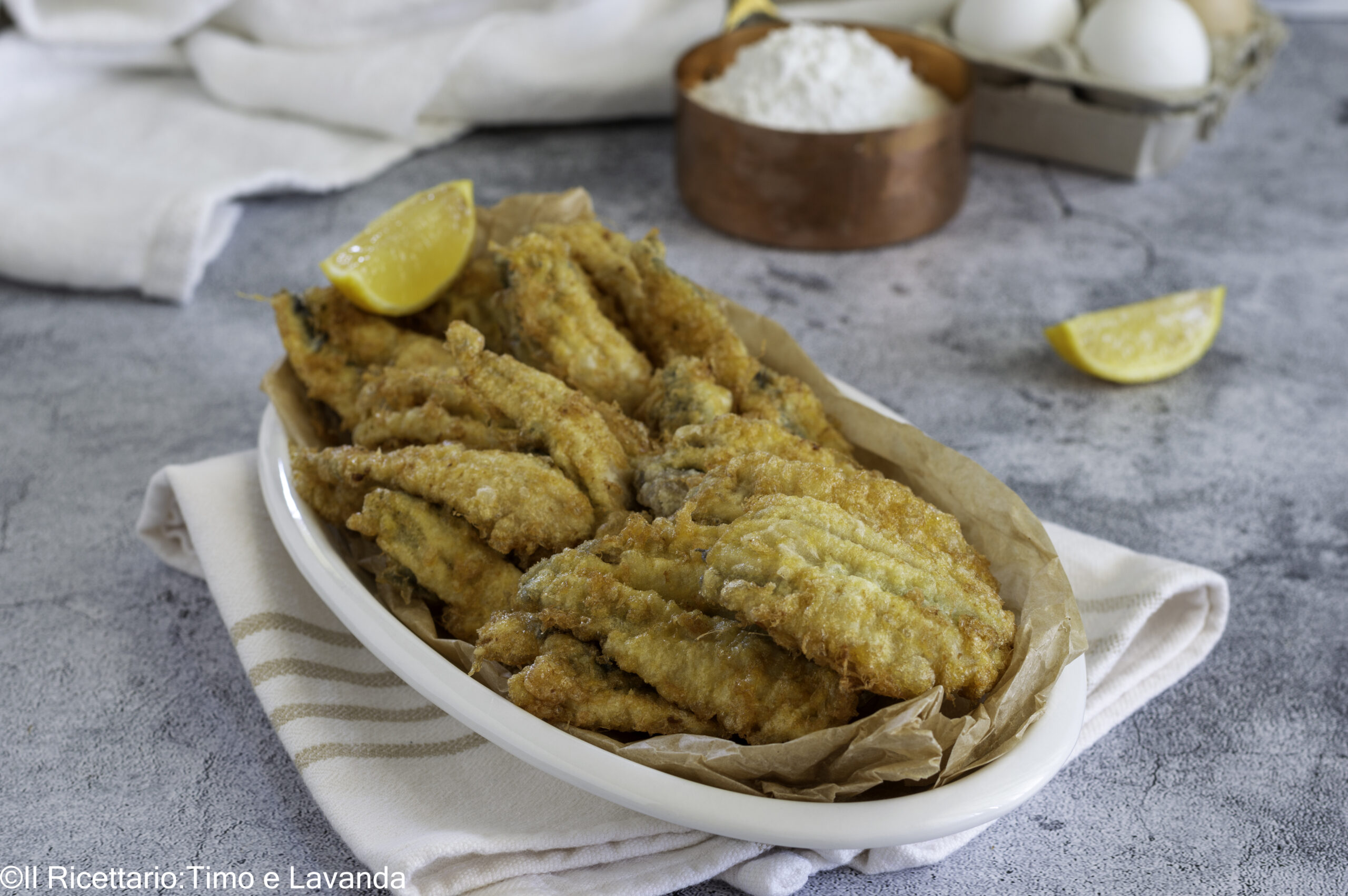 Anchovas fritas douradas