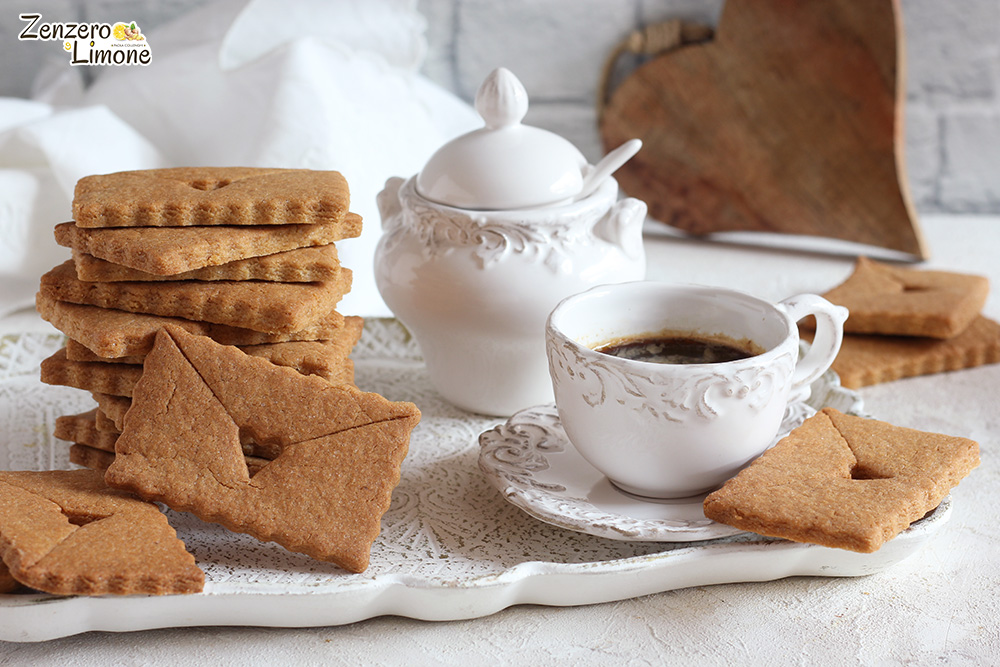 biscoitos crocantes de amaretto