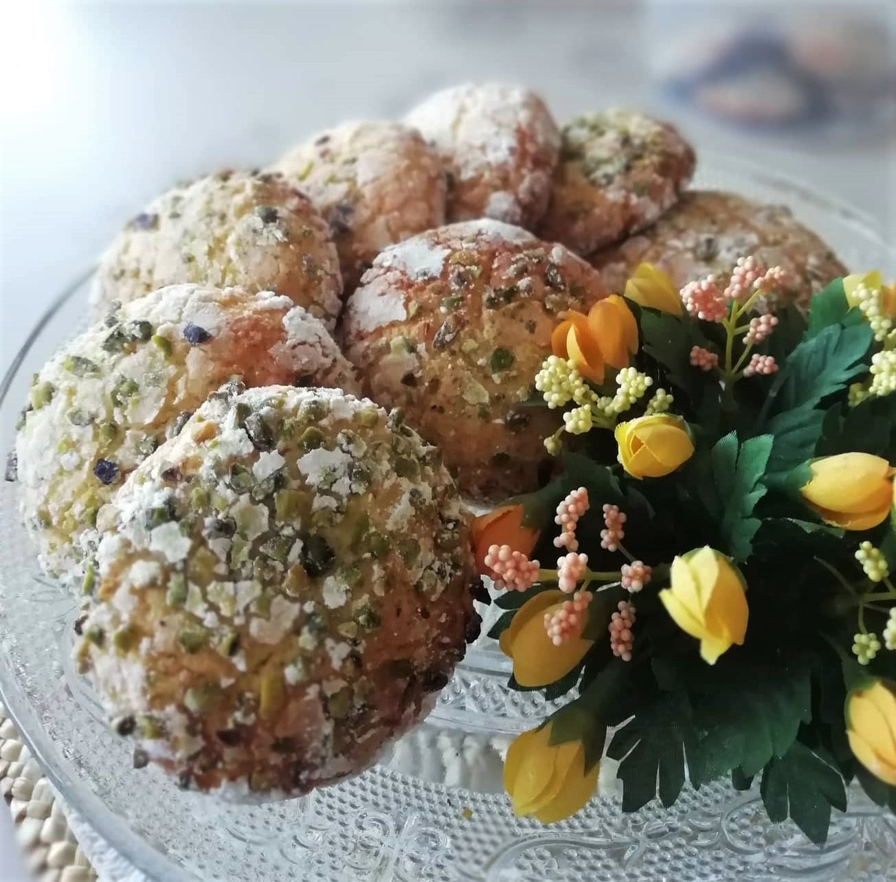 BISCOITOS DE LIMÃO E PISTACHE