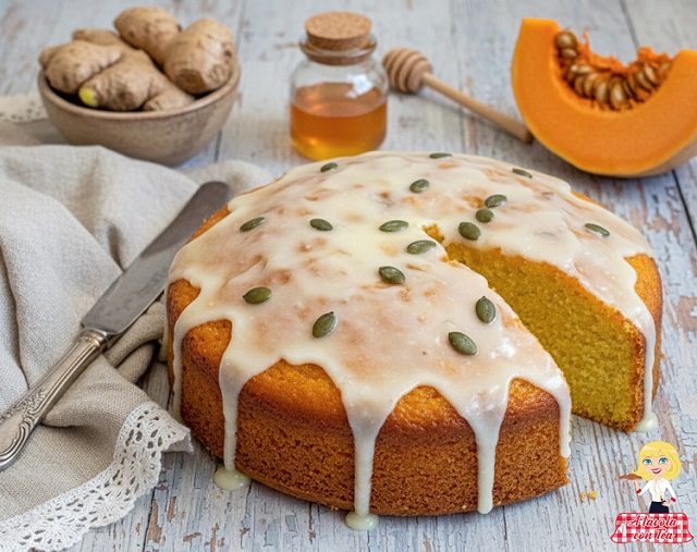 BOLO DE ABÓBORA COM ESPECIARIAS