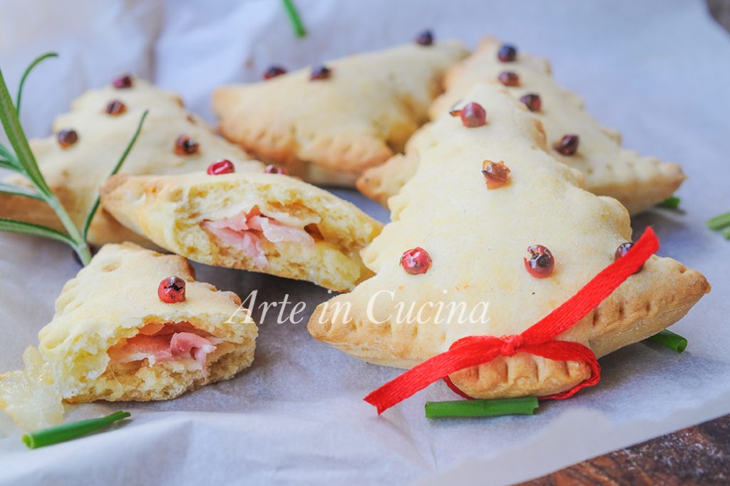 Canapés salgados rápidos em forma de árvore recheados vickyart arte na cozinha