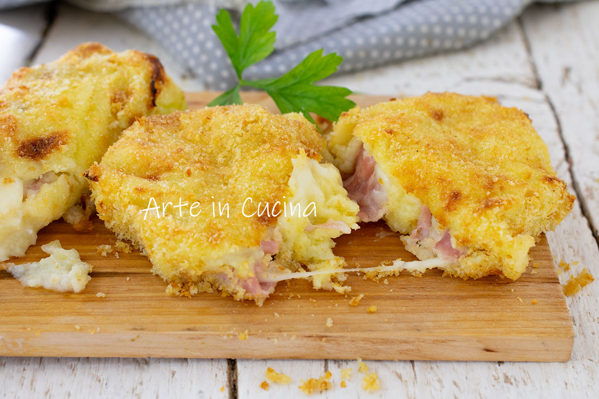 Cannoli de batata com speck e provolone
