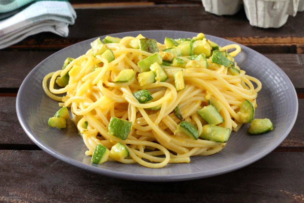 Pasta alla carbonara de abobrinha