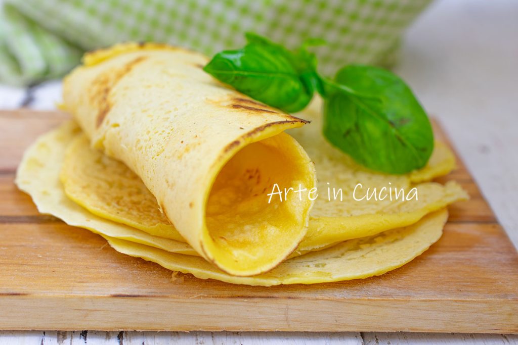 Cecine crepes com farinha de grão-de-bico