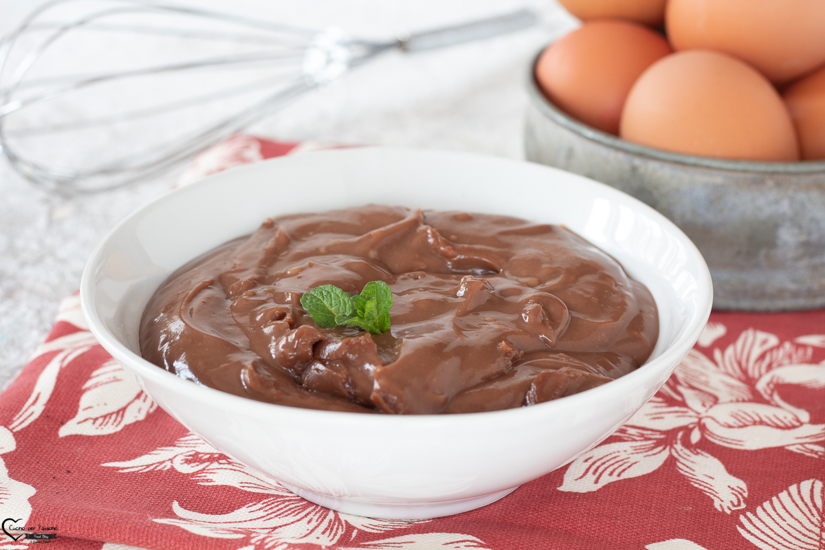 CREME DE CONFEITEIRO COM NUTELLA