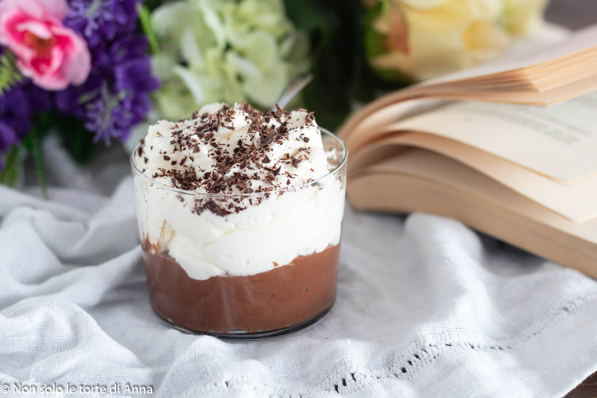 Creme de mascarpone e chocolate de colher