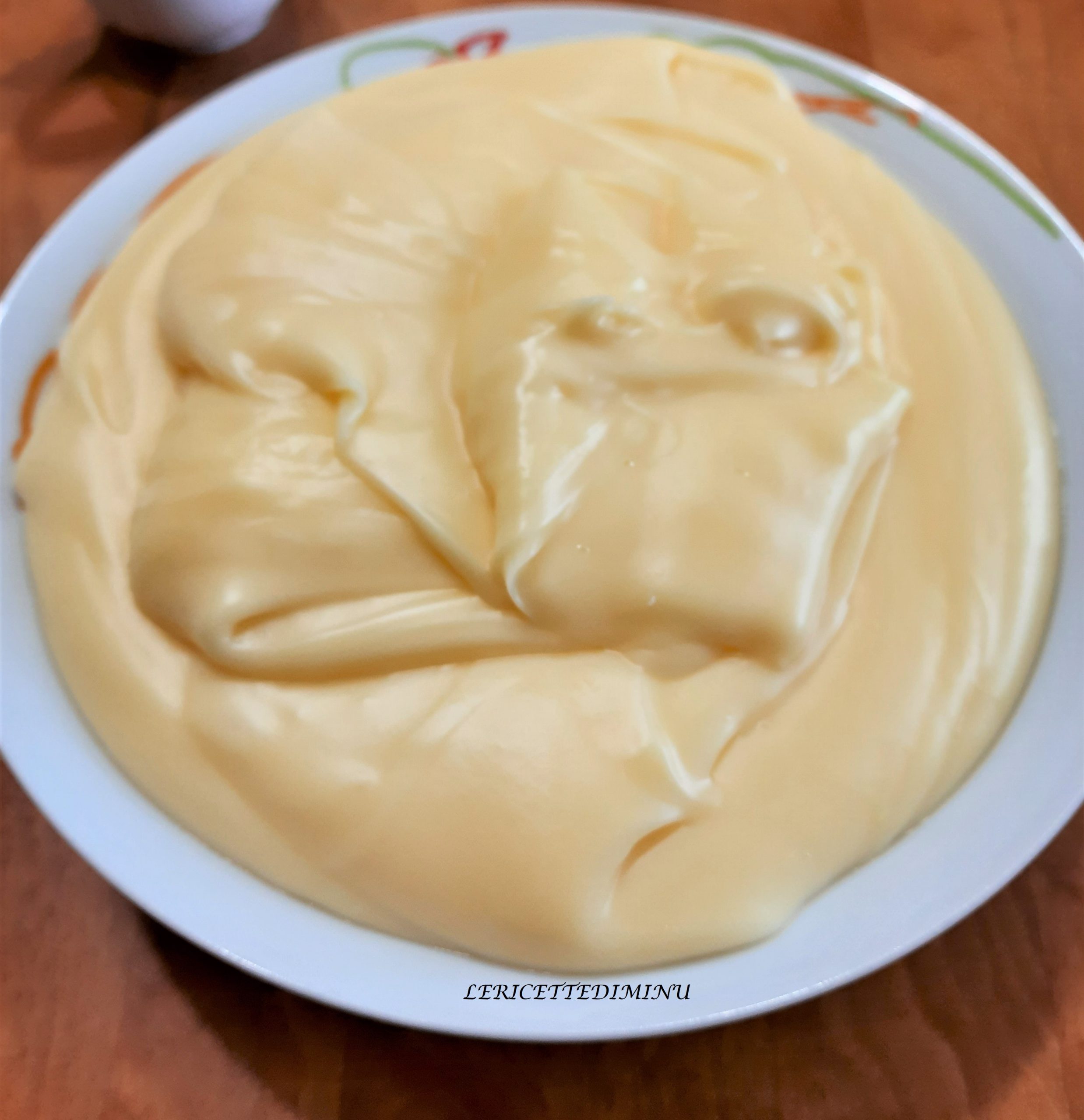 Creme de confeiteiro para doces de forno