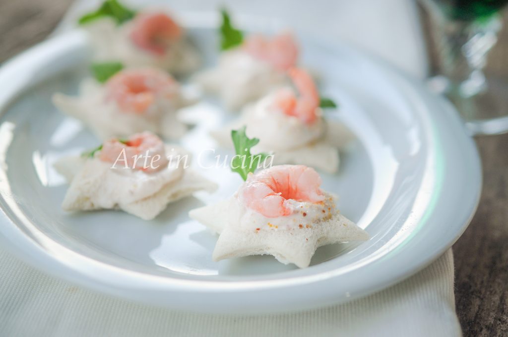 Estrelas de camarões e molho rosa canapés vickyart arte na cozinha