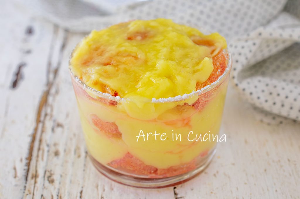 Falso tiramisù de creme e alchermes