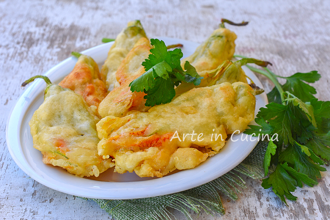 Flores de abóbora empanadas fritas