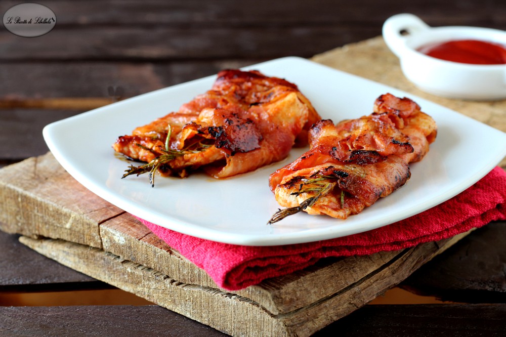 Frango em crosta de bacon