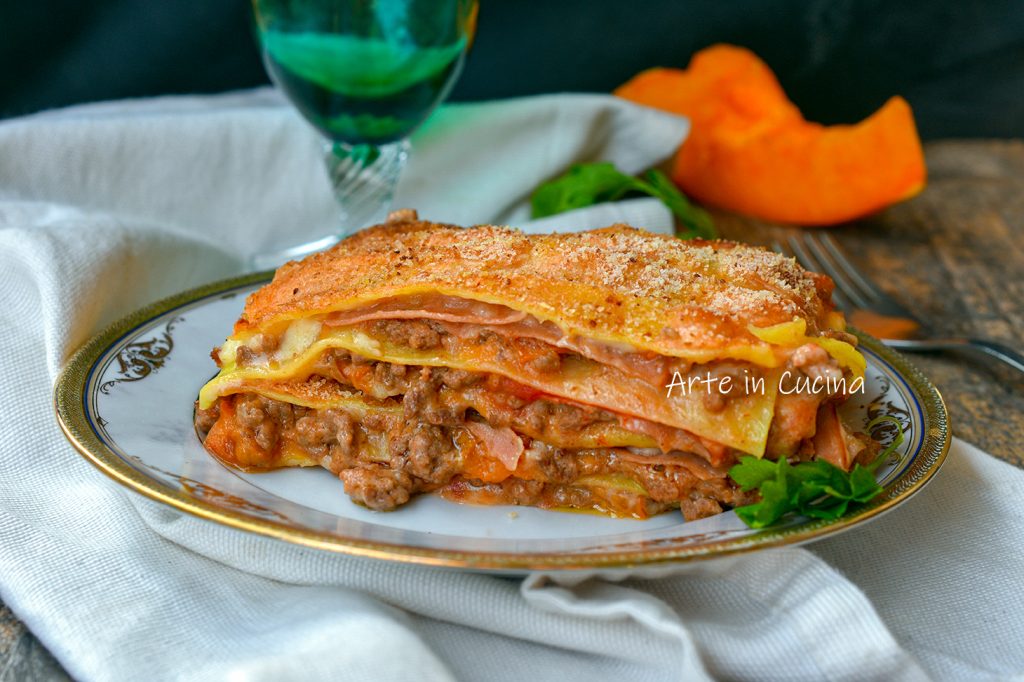 Lasanhas abóbora mortadela e ragu