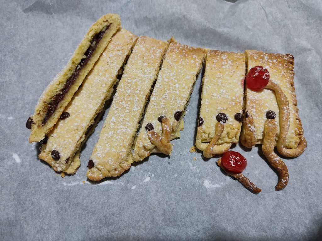 Meia de massa amanteigada com Nutella doce da Befana