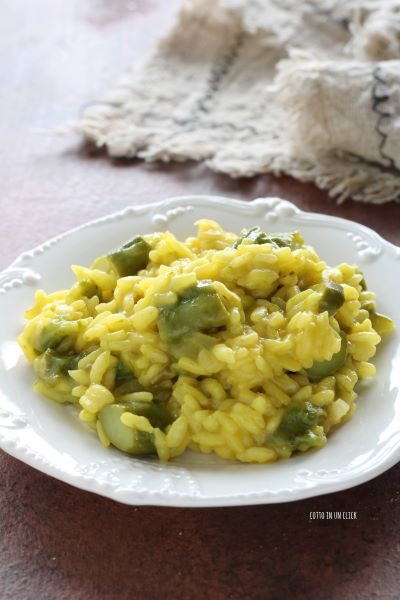 misture o risoto com manteiga e queijo, mexa e sirva